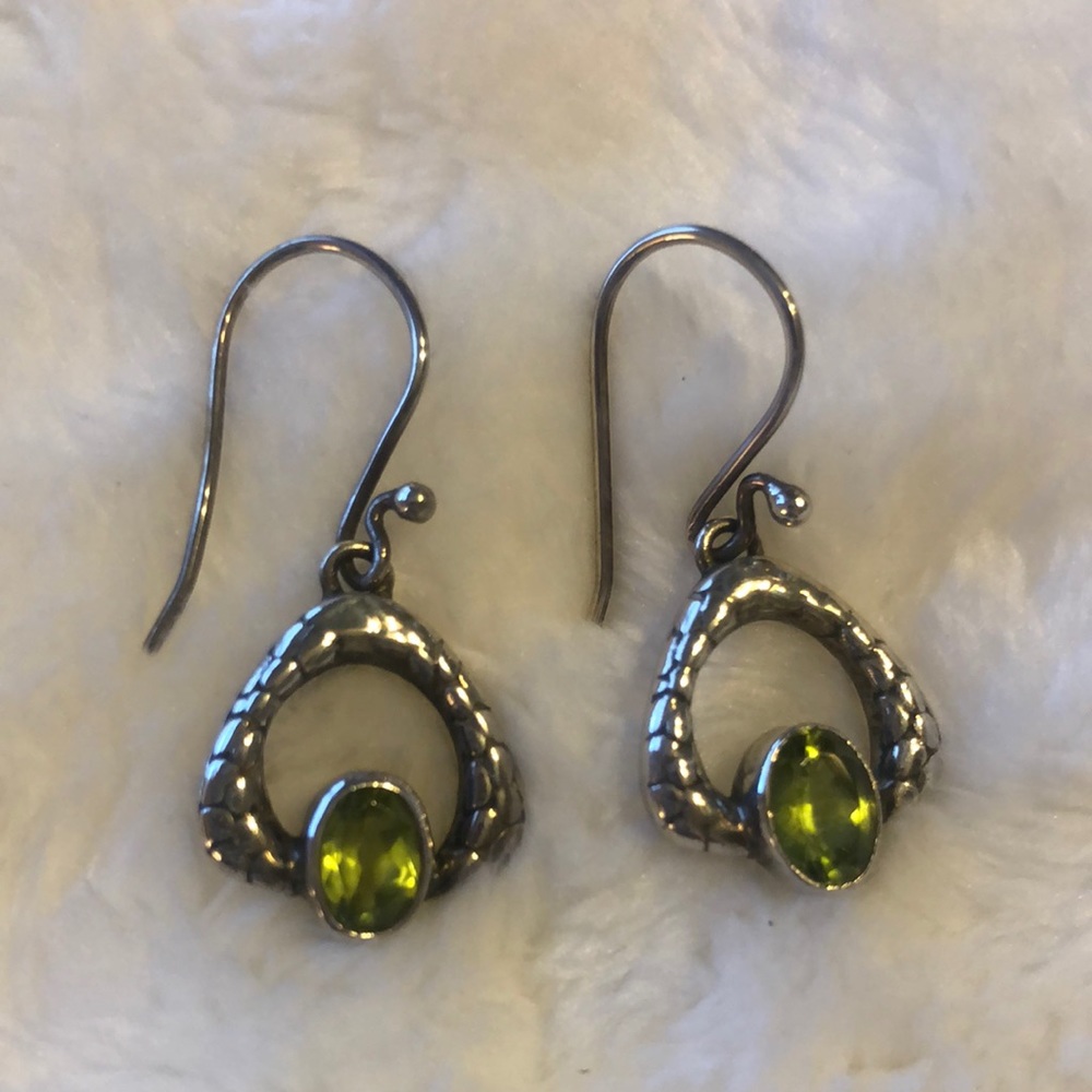 Peridot gem Earrings